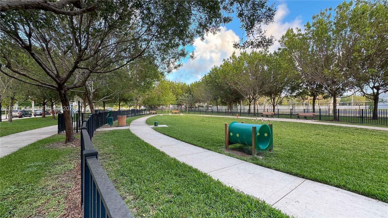 23225 SW 111th Ave, Unit 23225, Homestead, FL 33032 Photo