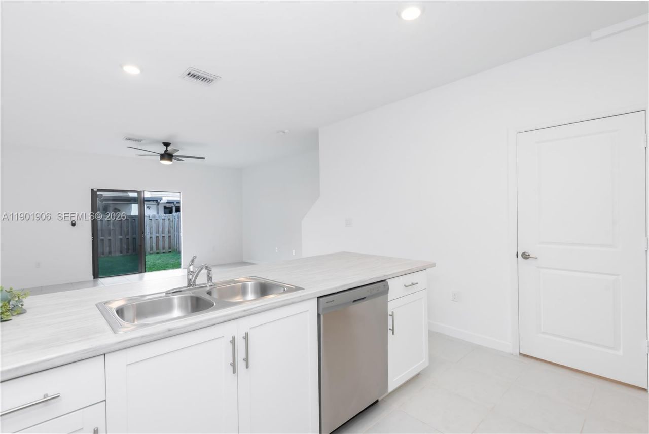 23225 SW 111th Ave, Unit 23225, Homestead, FL 33032 Photo