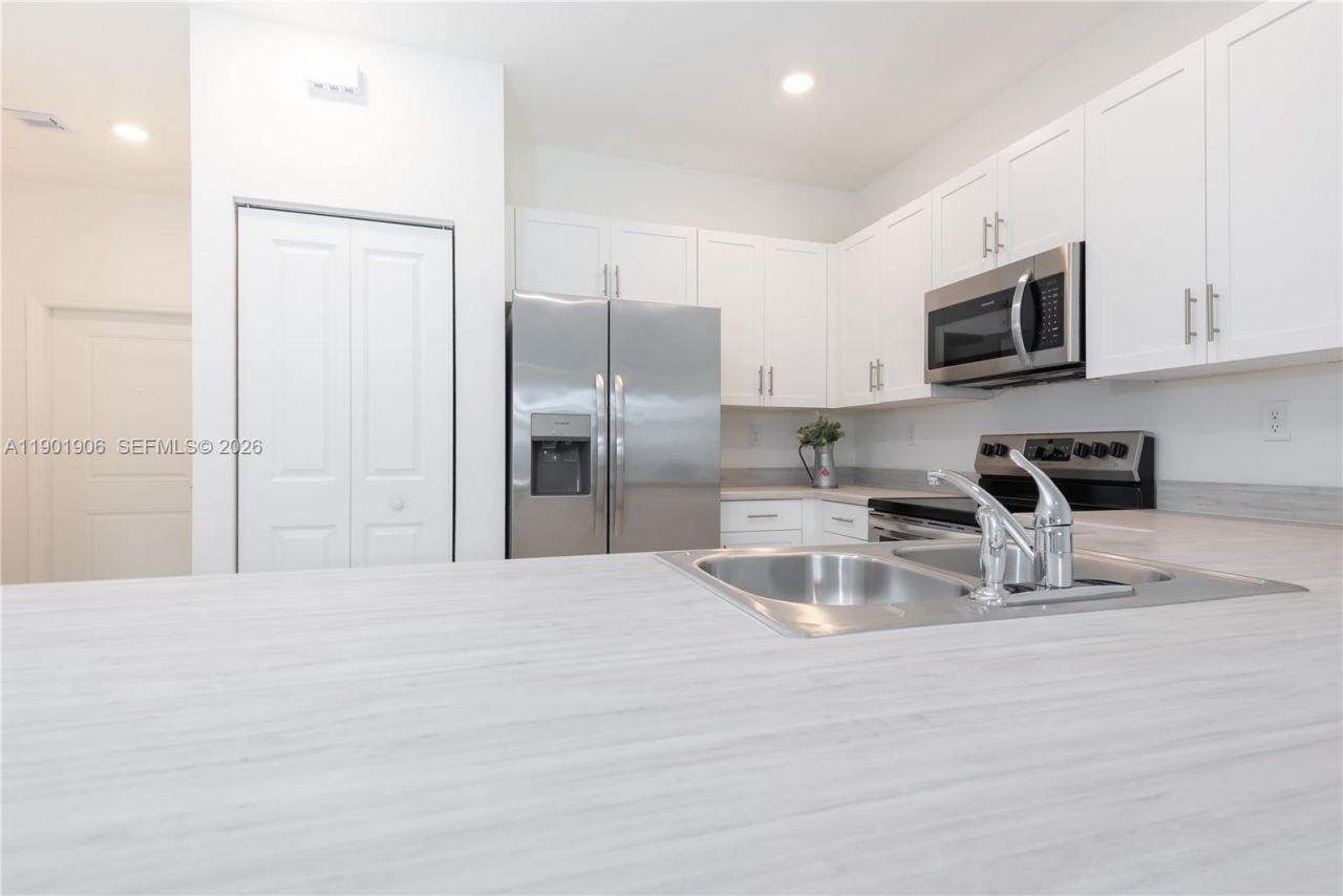 23225 SW 111th Ave, Unit 23225, Homestead, FL 33032 Photo