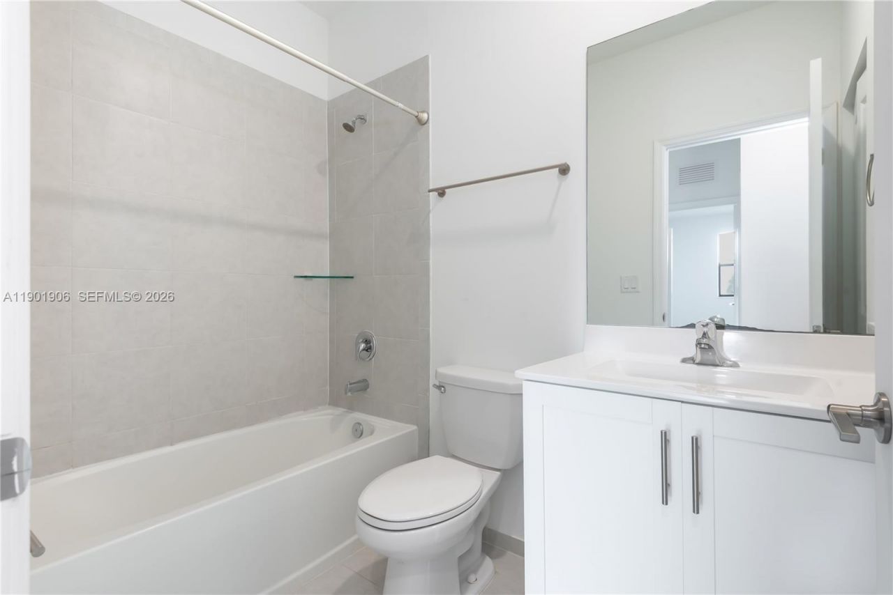 23225 SW 111th Ave, Unit 23225, Homestead, FL 33032 Photo