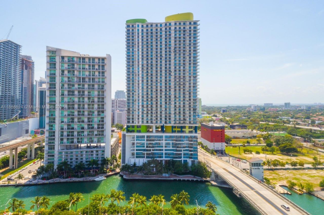 185 SW 7th St, Unit 3605, Miami, FL 33130 Photo