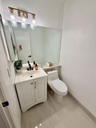 21204 Harbor Way, Unit 125, Aventura, FL 33180 Photo