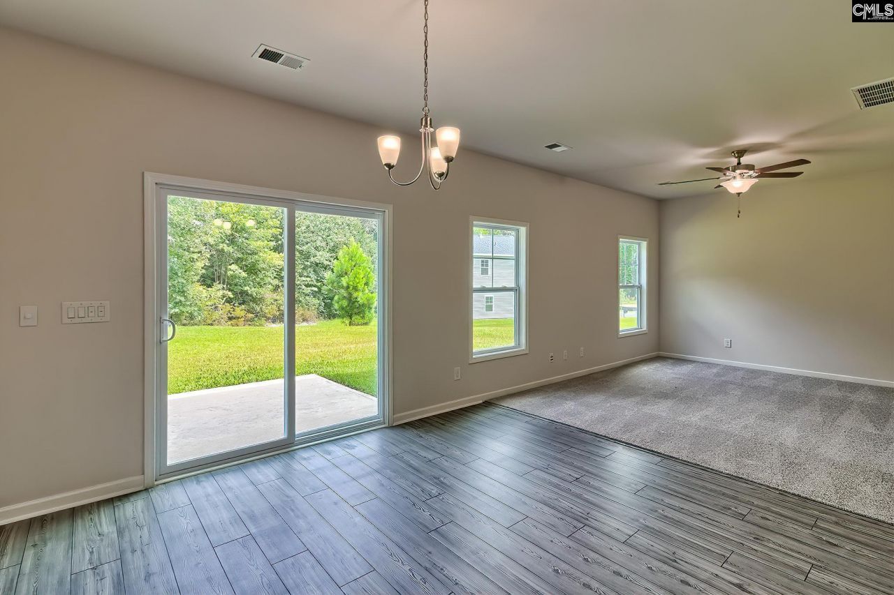 716 Samantha Street Photo 15