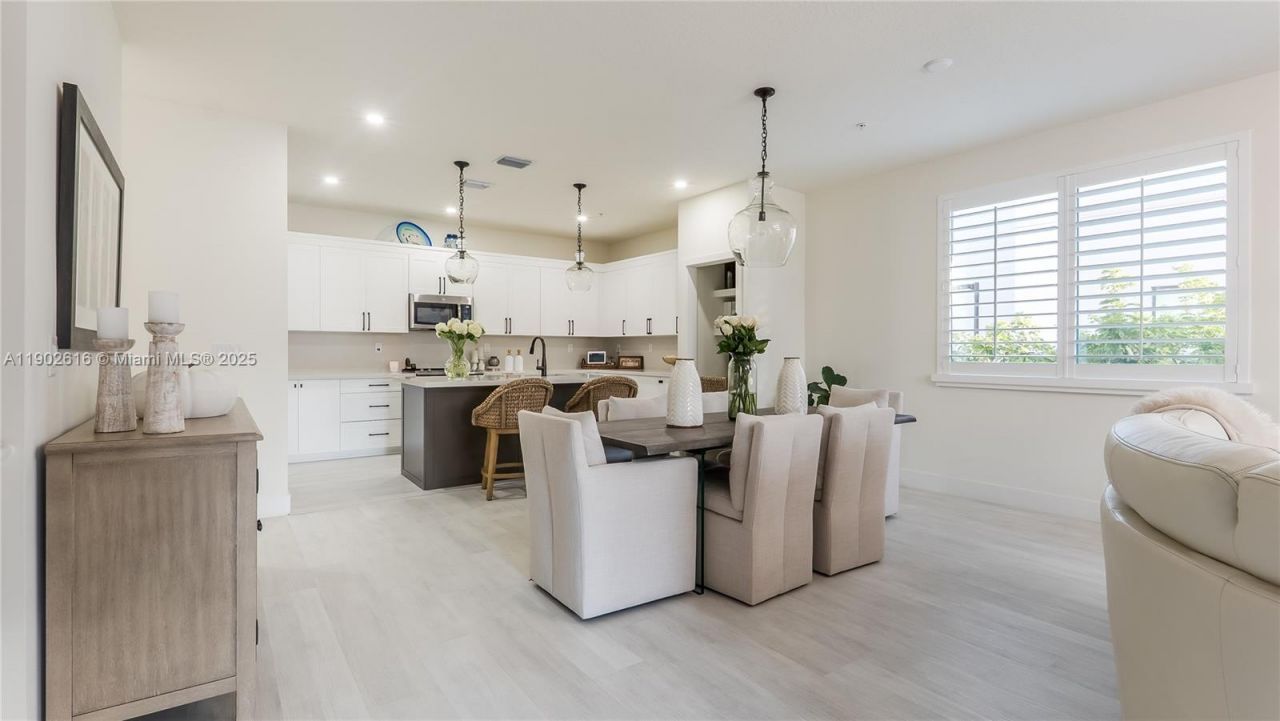 4741 NW 85th Ave, Doral, FL 33166 Photo