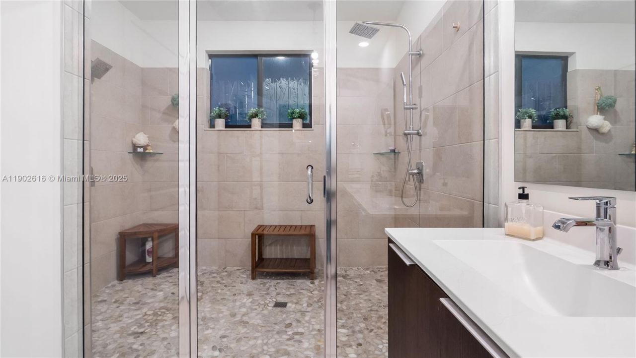 4741 NW 85th Ave, Doral, FL 33166 Photo