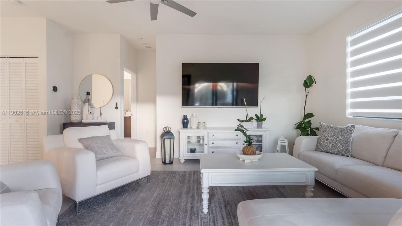 4741 NW 85th Ave, Doral, FL 33166 Photo