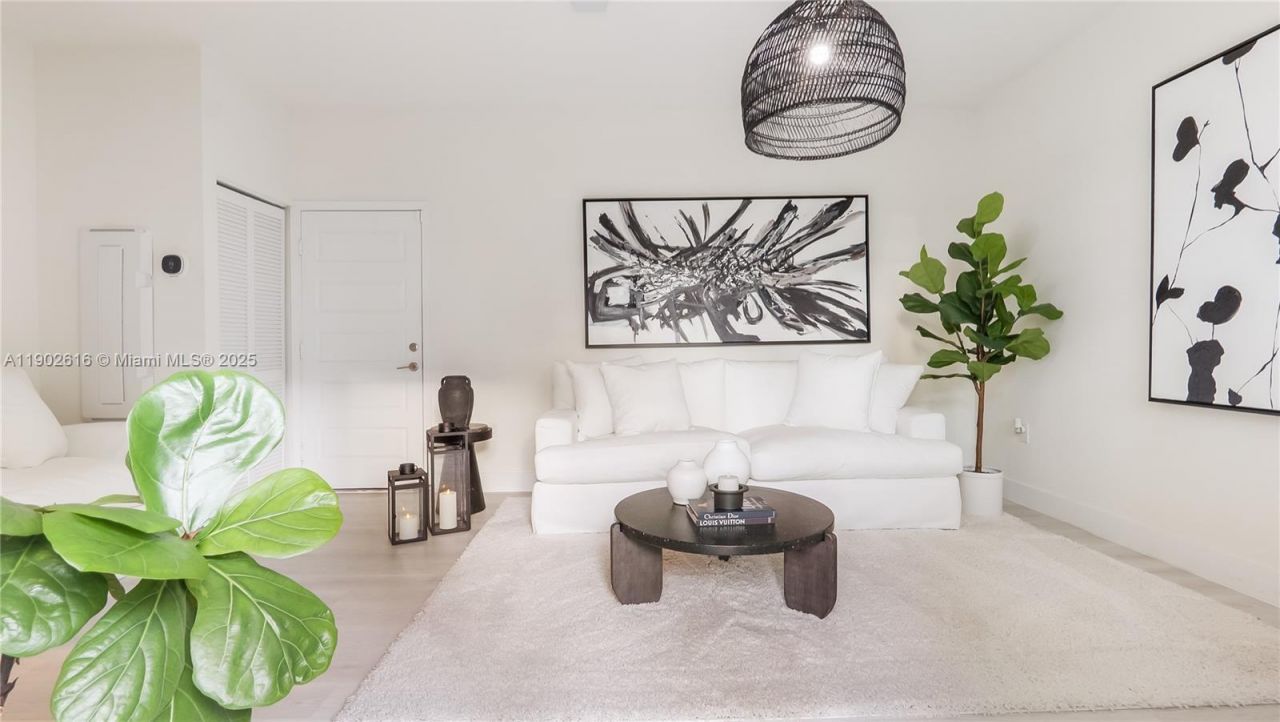 4741 NW 85th Ave, Doral, FL 33166 Photo