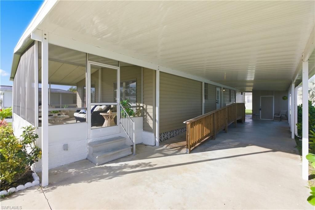 515 Blossom Ct, North Fort Myers, FL 33917 Photo