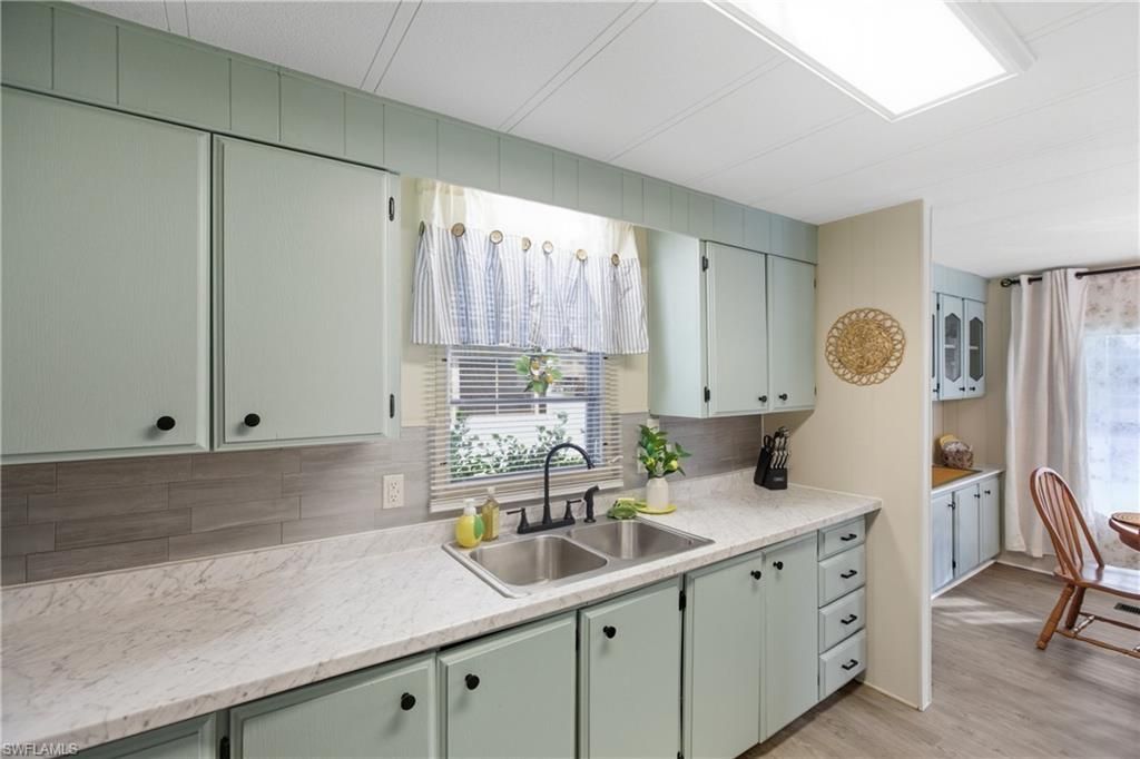 515 Blossom Ct, North Fort Myers, FL 33917 Photo