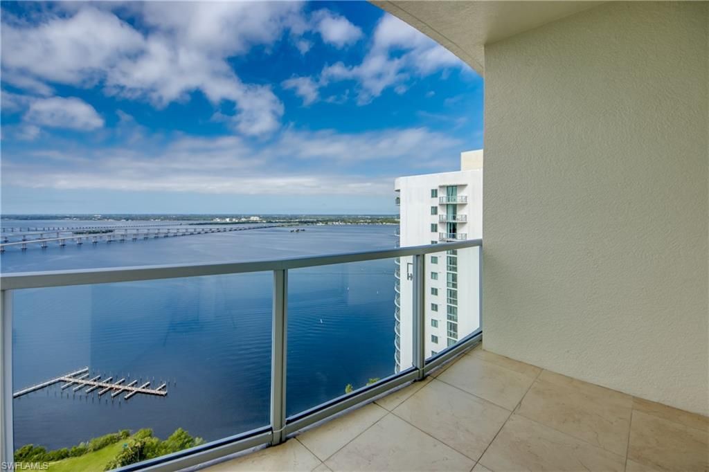 3000 Oasis Grand Blvd, Unit MPH3, Fort Myers, FL 33916 Photo