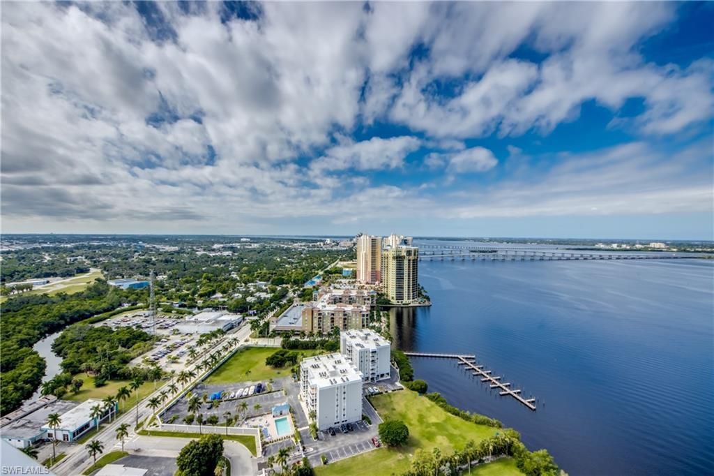 3000 Oasis Grand Blvd, Unit MPH3, Fort Myers, FL 33916 Photo