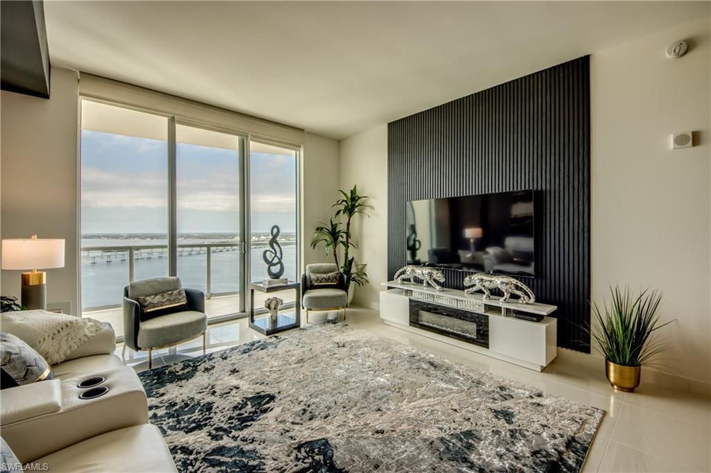 3000 Oasis Grand Blvd, Unit MPH3, Fort Myers, FL 33916 Photo