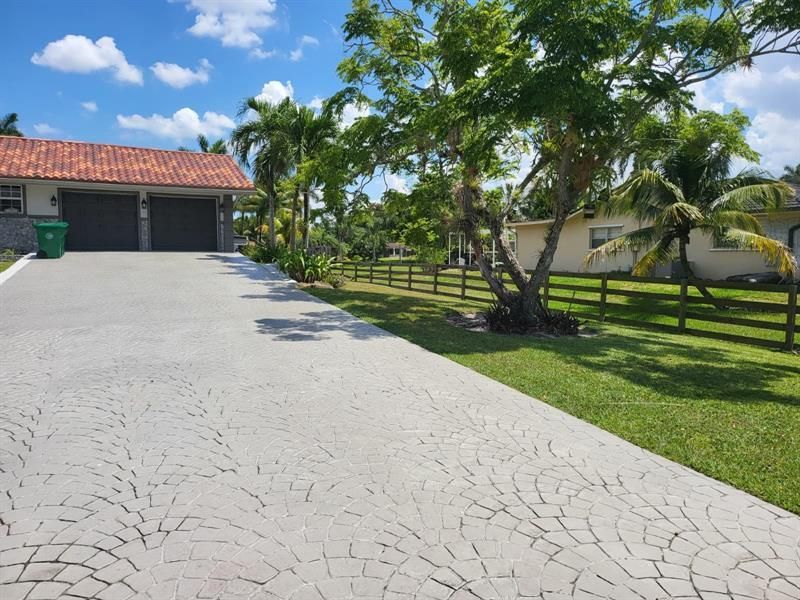 11081 SW 30th Court, Davie, FL 33328 Photo