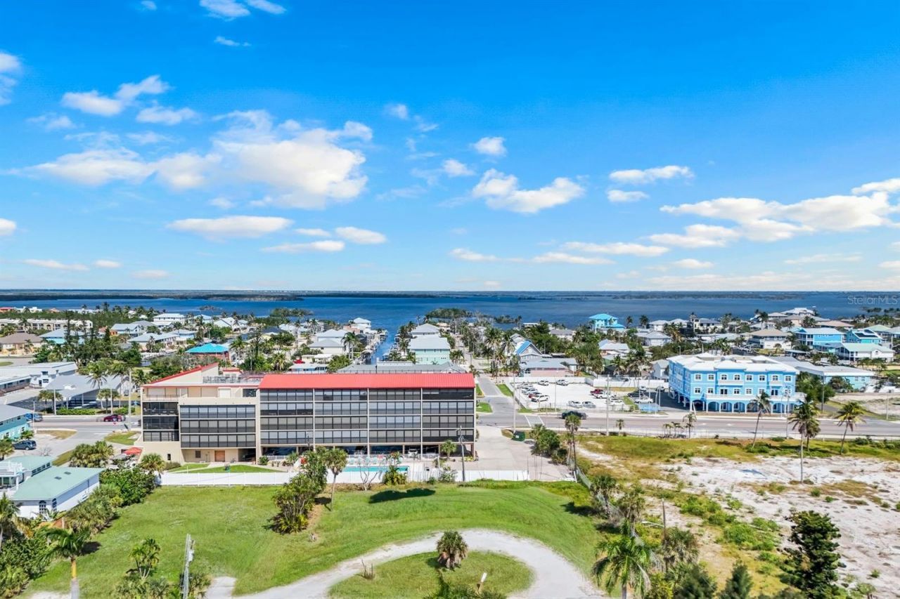 6145 Court Street, Fort Myers Beach, FL 33931 Photo