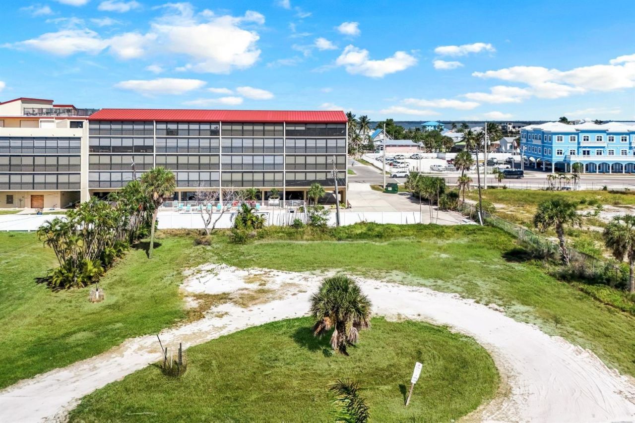 6145 Court Street, Fort Myers Beach, FL 33931 Photo