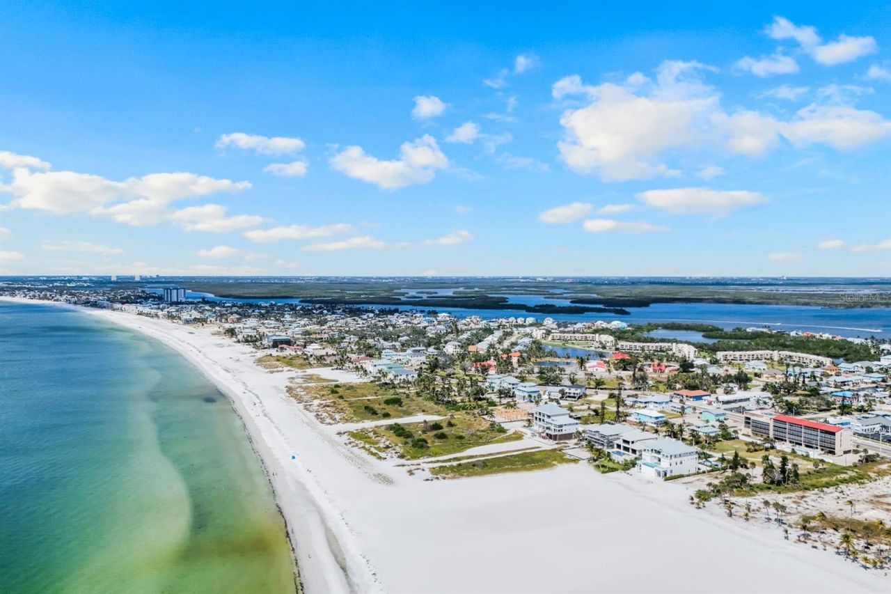 6145 Court Street, Fort Myers Beach, FL 33931 Photo