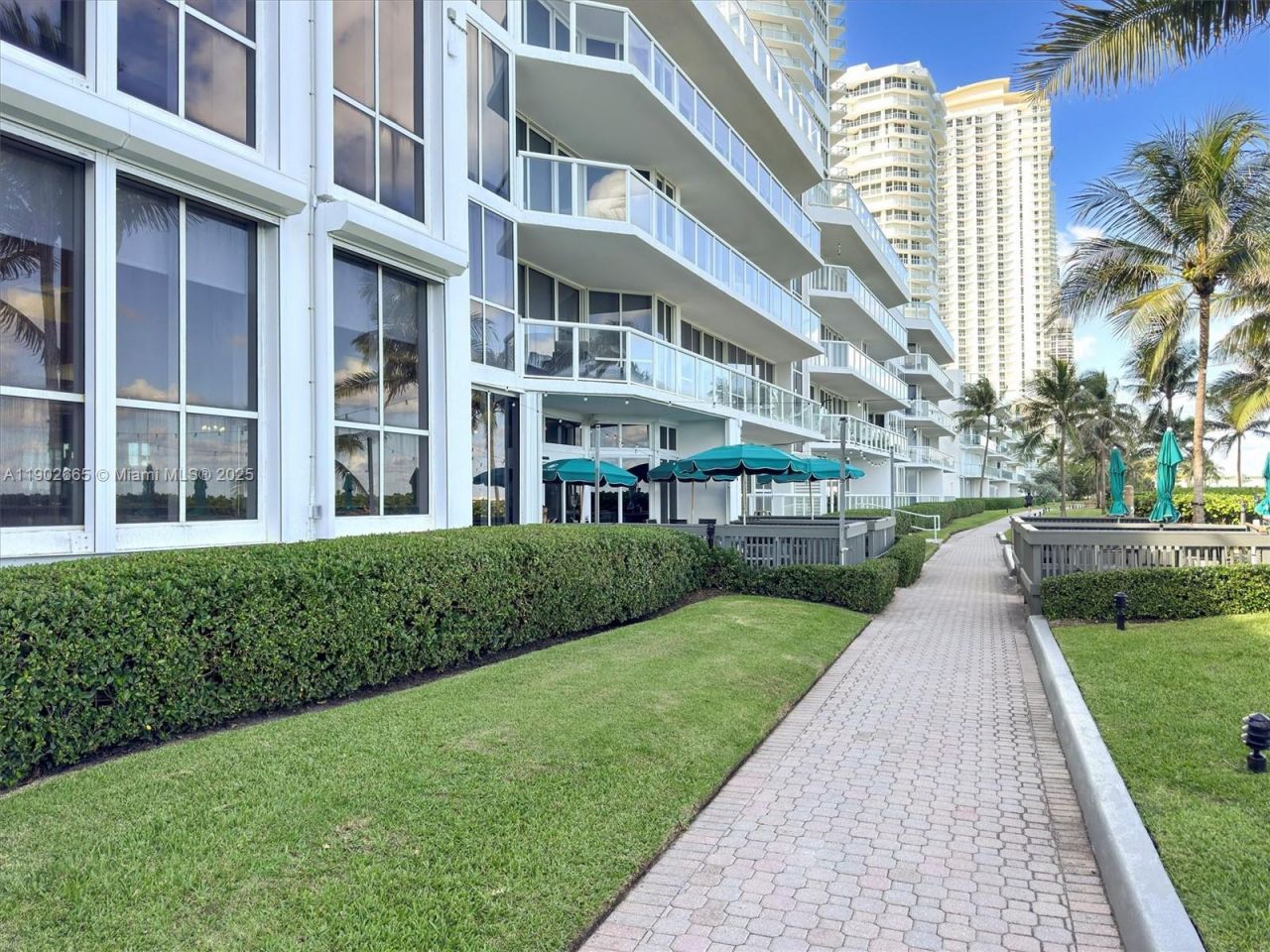 16500 Collins Av, Unit 2055, Sunny Isles Beach, FL 33160 Photo