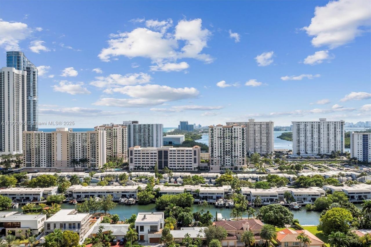 16500 Collins Av, Unit 2055, Sunny Isles Beach, FL 33160 Photo