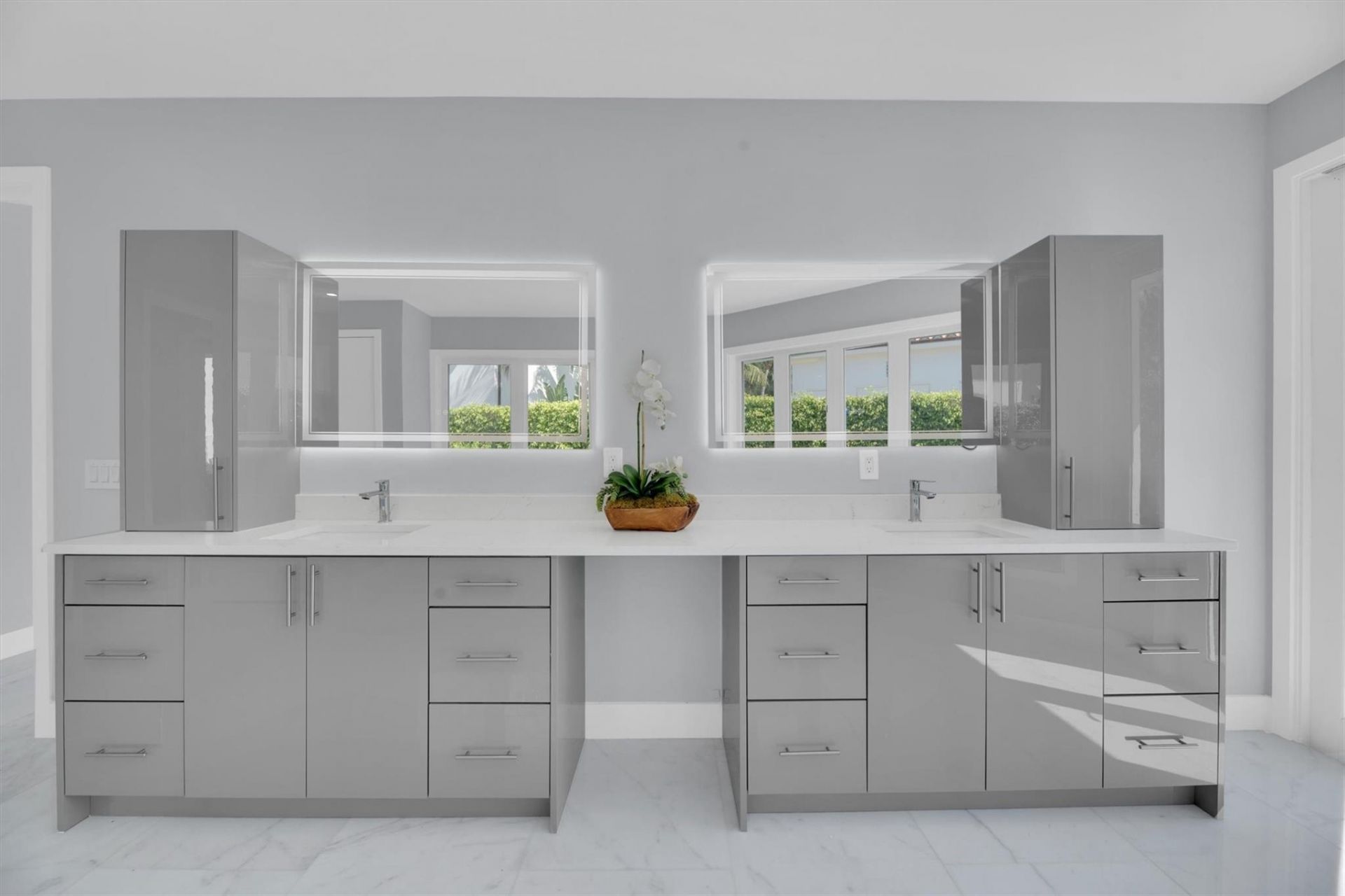 2520 Laguna Terrace, Fort Lauderdale, FL 33316 Photo