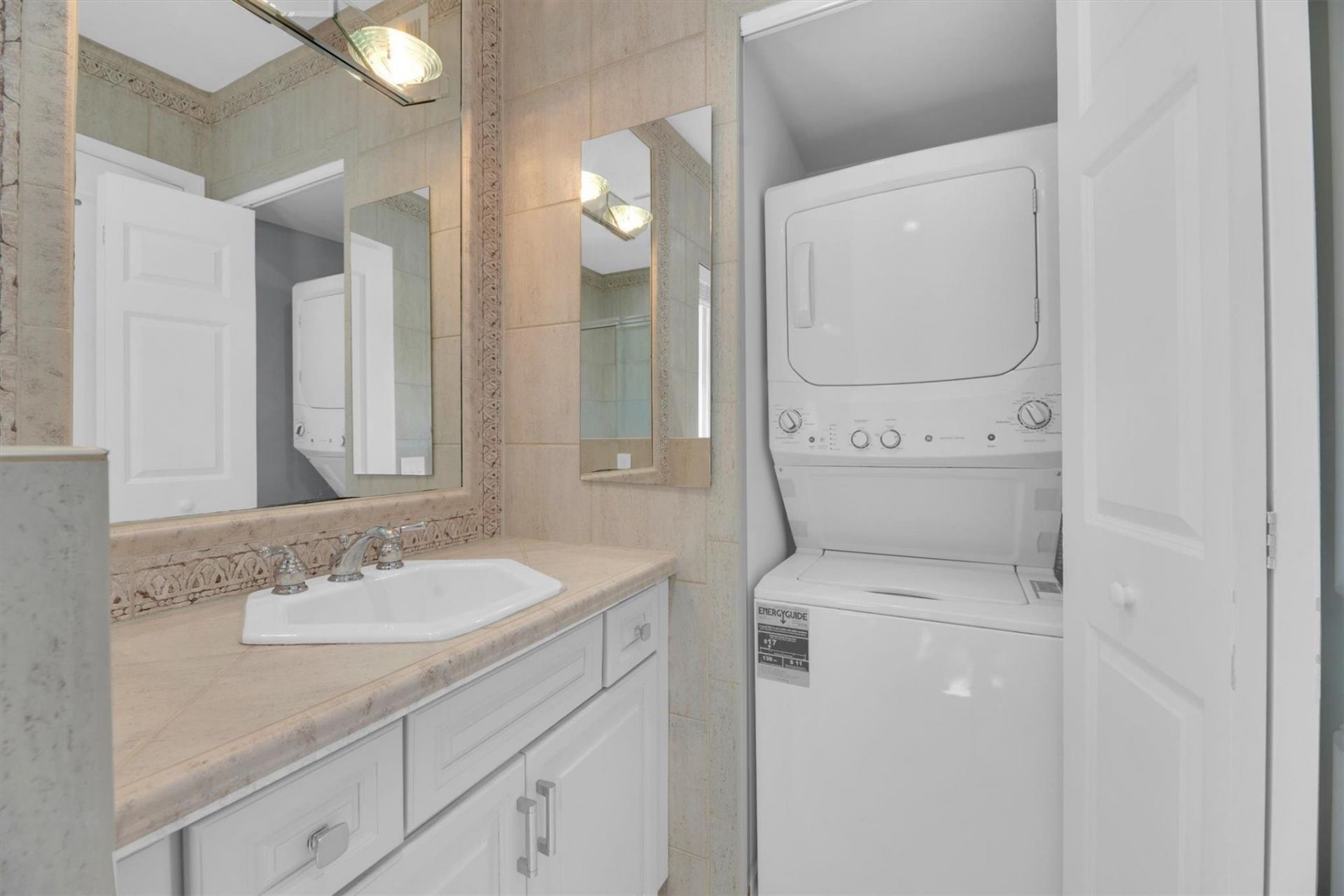 2520 Laguna Terrace, Fort Lauderdale, FL 33316 Photo