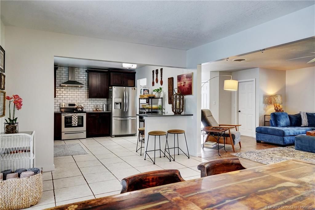 905 SE Flamingo Avenue, Stuart, FL 34996 Photo
