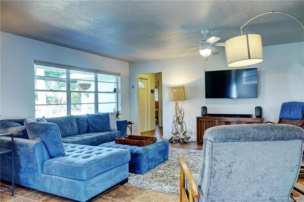905 SE Flamingo Avenue, Stuart, FL 34996 Photo