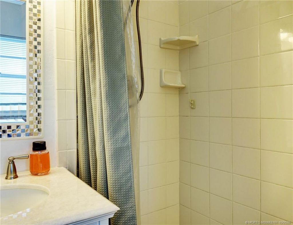 905 SE Flamingo Avenue, Stuart, FL 34996 Photo
