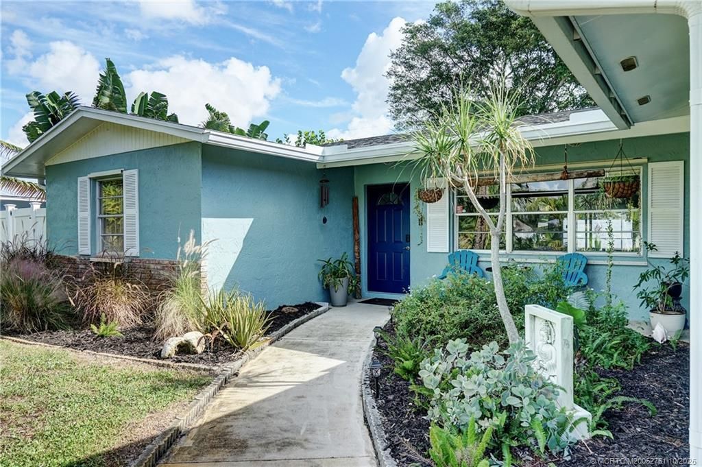 905 SE Flamingo Avenue, Stuart, FL 34996 Photo