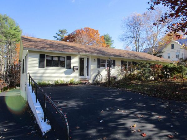 146 East Main Street, Paris, ME 04281