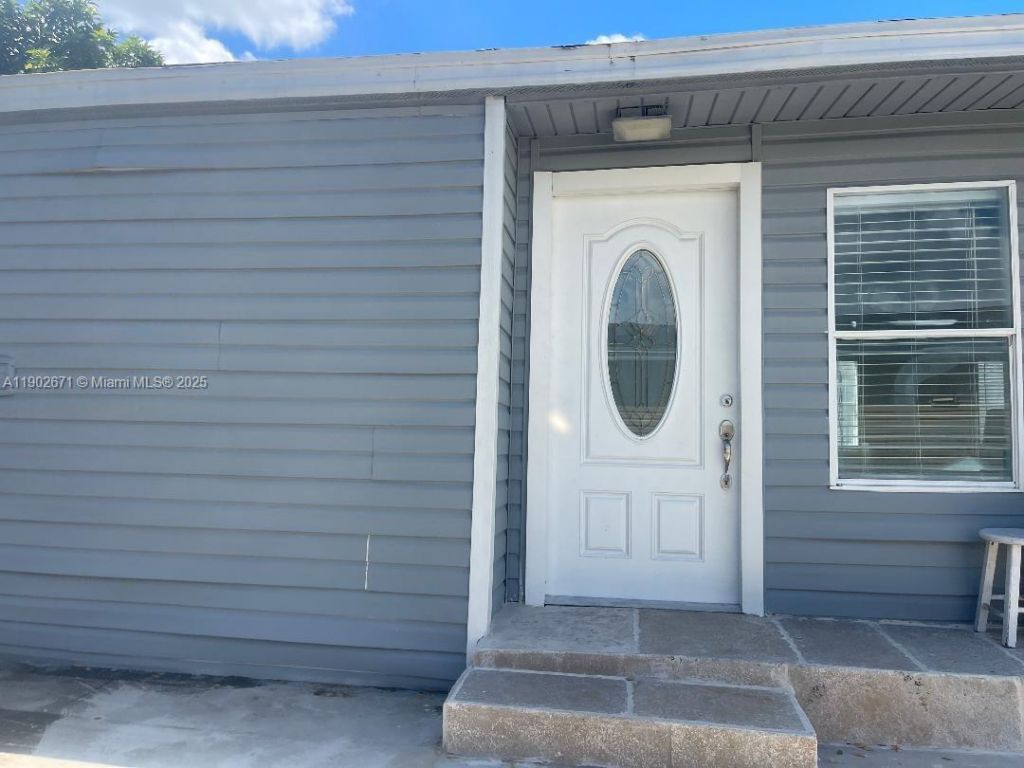 19800 SW 180th Ave Unit 86, Miami, FL 33187 Main Photo