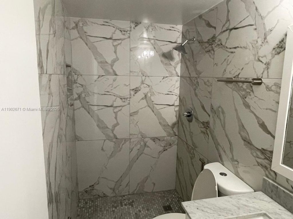 19800 SW 180th Ave Unit 86, Miami, FL 33187 Photo