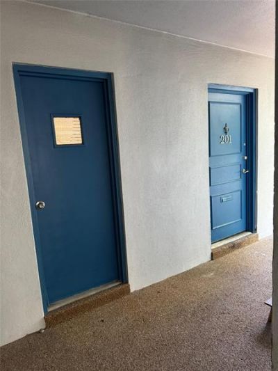 1407 NE 56th Street, Unit 201, Fort Lauderdale, FL 33334 Photo