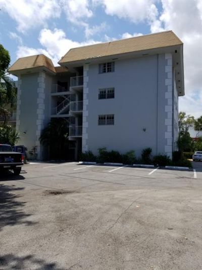 1407 NE 56th Street, Unit 201, Fort Lauderdale, FL 33334 Photo