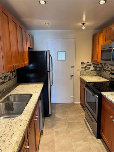 1407 NE 56th Street, Unit 201, Fort Lauderdale, FL 33334 Photo