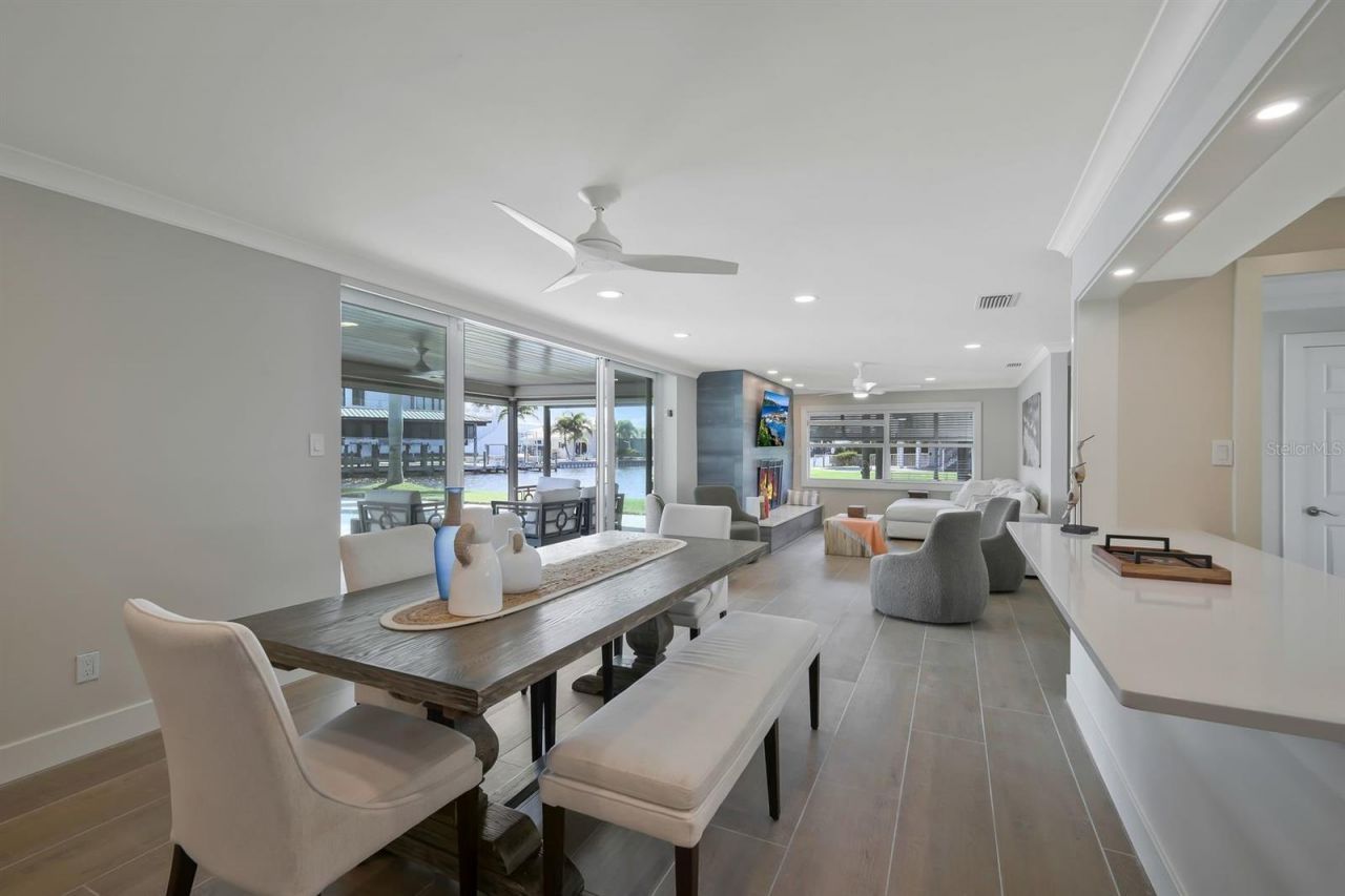 5596 Avenida Pescadora, Fort Myers Beach, FL 33931 Photo