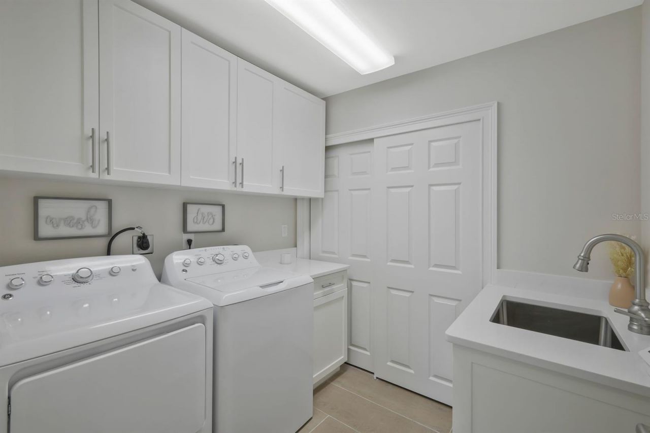 5596 Avenida Pescadora, Fort Myers Beach, FL 33931 Photo