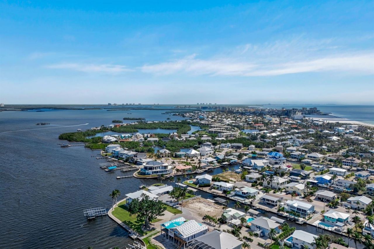 5596 Avenida Pescadora, Fort Myers Beach, FL 33931 Photo