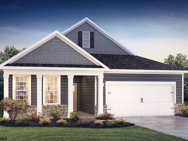 409 Lexington Circle, Bridgeport, WV 26330