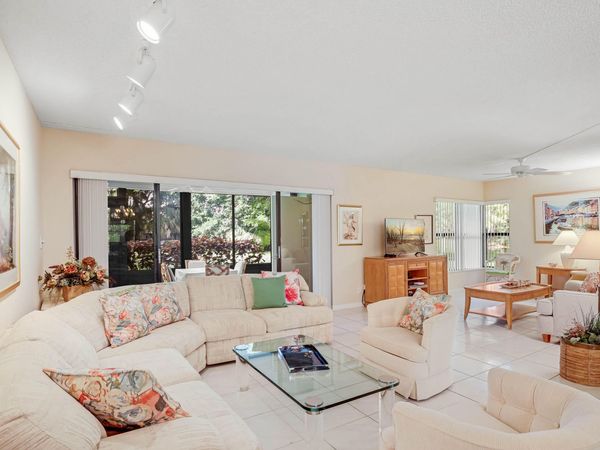 5121 Oak Hill Lane, Unit 416, Delray Beach, FL 33484