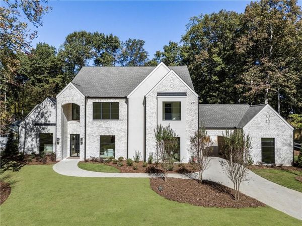 141 North Trace, Alpharetta, GA 30009