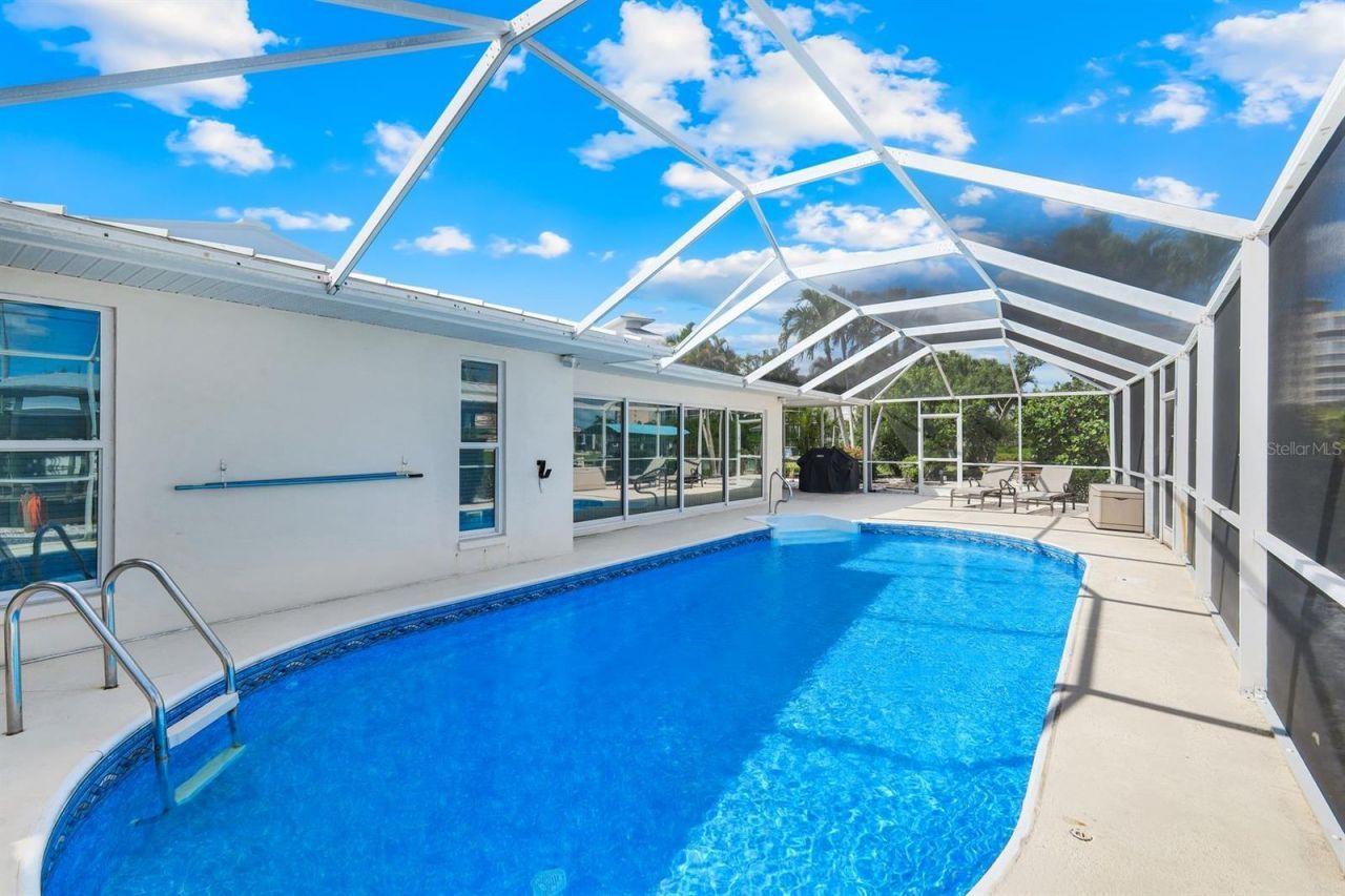 8552 Lagoon Road, Fort Myers Beach, FL 33931 Photo