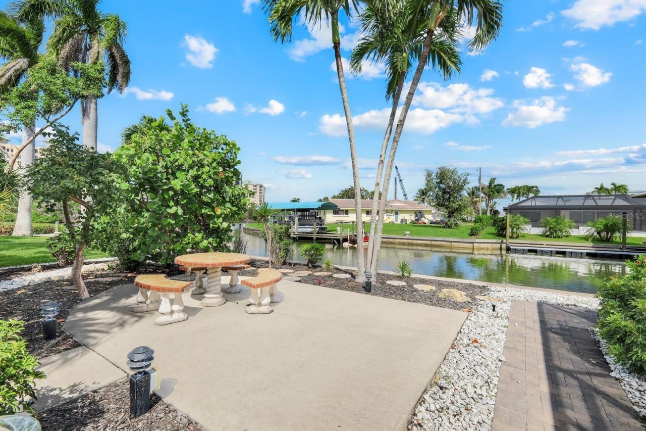 8552 Lagoon Road, Fort Myers Beach, FL 33931 Photo