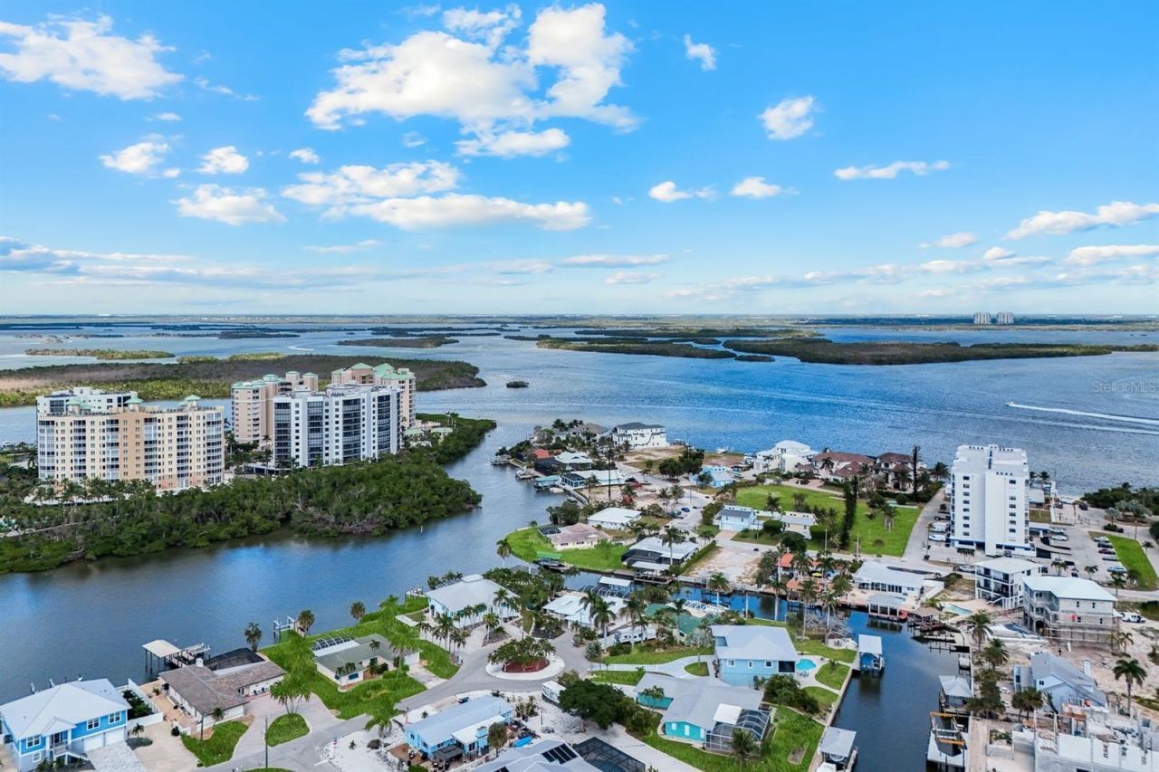 8552 Lagoon Road, Fort Myers Beach, FL 33931 Photo