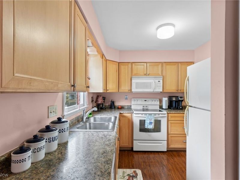 308 Whitely Street, Bridgeport, OH 43912 Photo 13