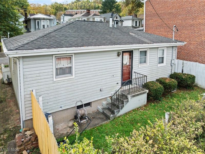 308 Whitely Street, Bridgeport, OH 43912 Photo 5