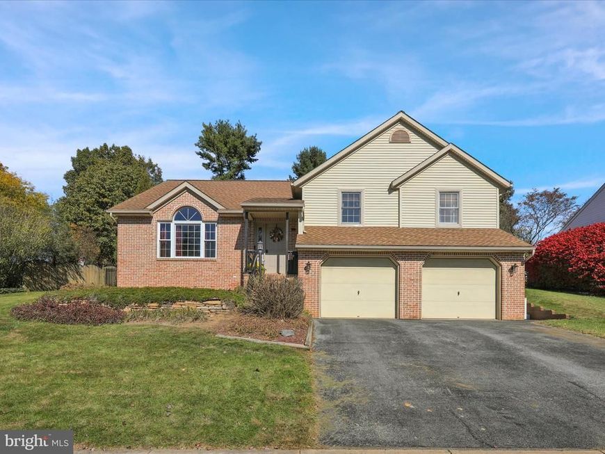 106 Westview Drive, Akron, PA 17501 Main Photo