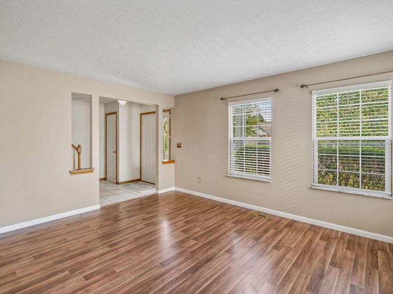 5556 Falco Drive, Westerville, OH 43081 Photo 4