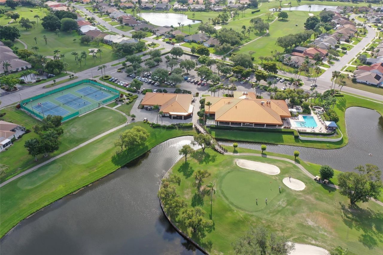 4207 Caddie Drive E, Unit 104, Bradenton, FL 34203 Photo