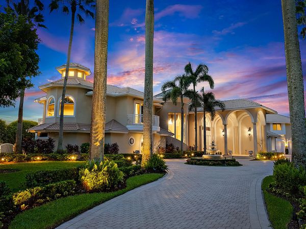 10248 Heronwood Lane, West Palm Beach, FL 33412