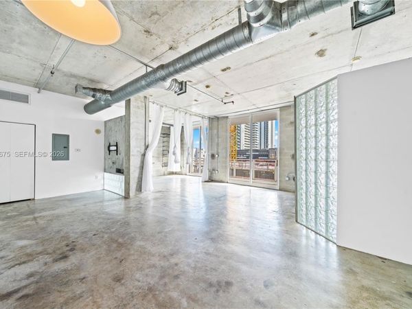 444 NE 30th St, Unit 702, Miami, FL 33137